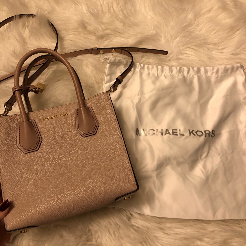 Micheal Kors Mini Hand Tote